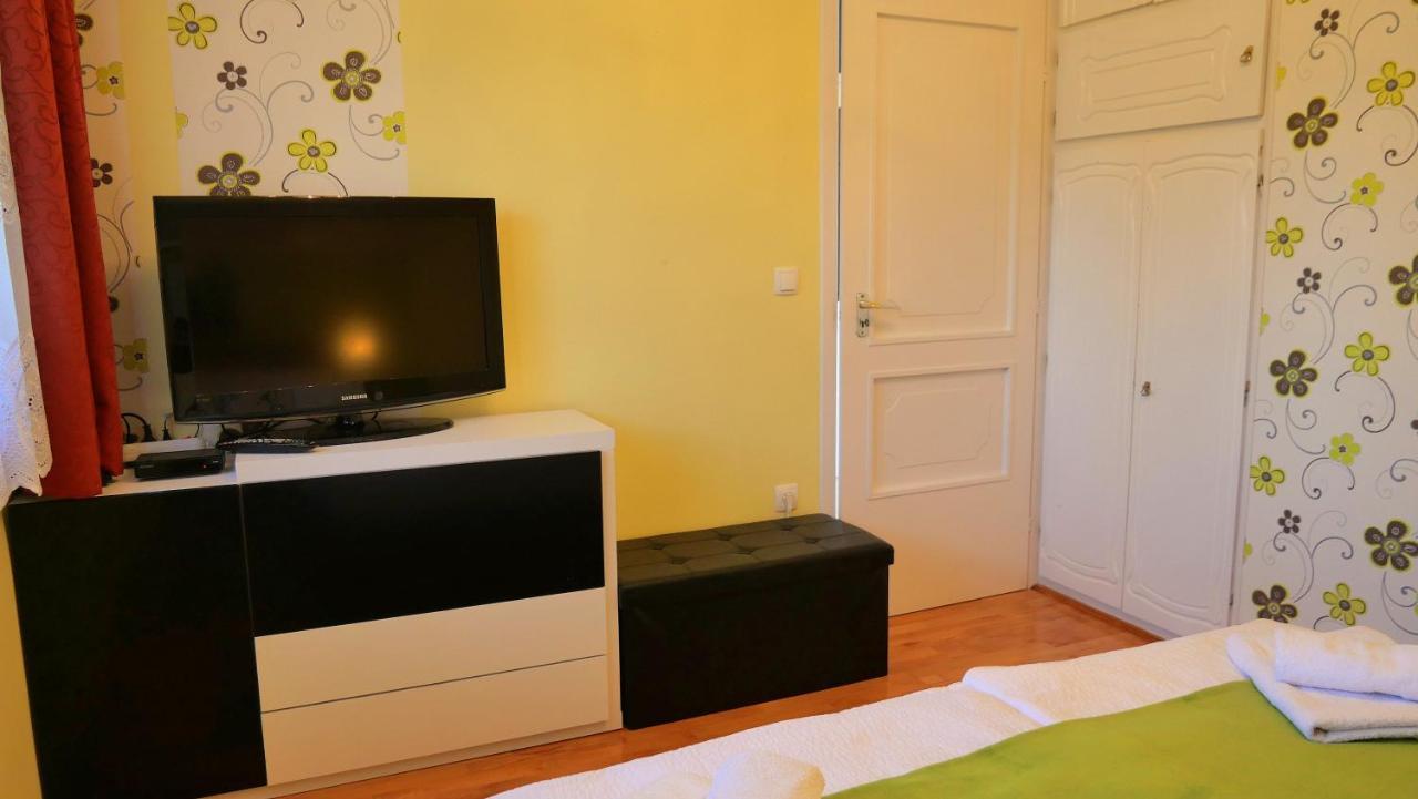Апартаменти Papp Apartmanhaz Вонярцвашгедь Екстер'єр фото
